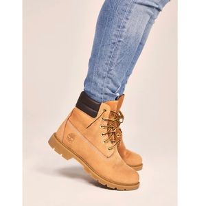 Timberland women’s boots size 8